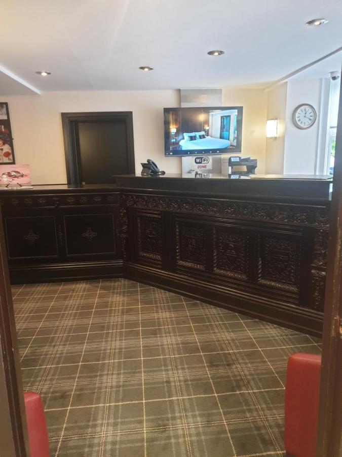 Burscough Briars Hall Hotel מראה חיצוני תמונה